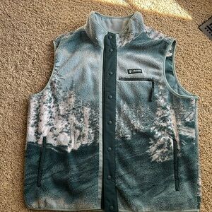 Men’s Columbia fleece vest